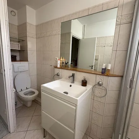 Cozy Flat With Pool And Balcony Апартаменты Антиб